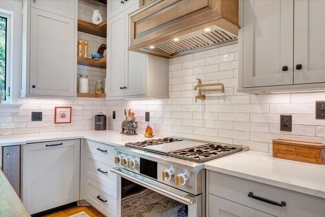 4148 Little Catawba Creek RD, Troutville, VA 24175