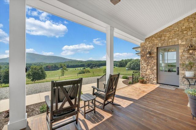 4148 Little Catawba Creek RD, Troutville, VA 24175