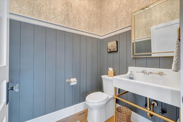 4148 Little Catawba Creek RD, Troutville, VA 24175