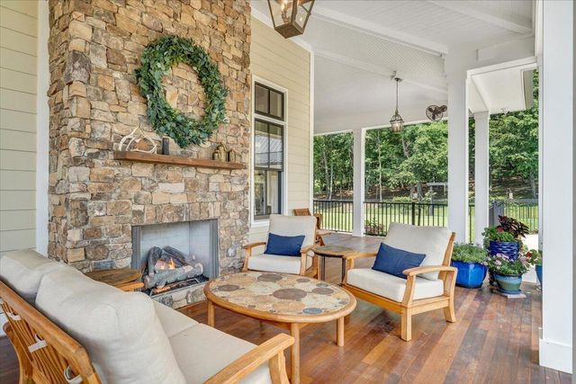 4148 Little Catawba Creek RD, Troutville, VA 24175