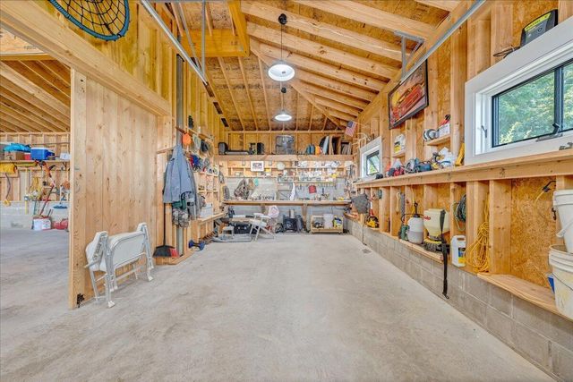 4148 Little Catawba Creek RD, Troutville, VA 24175