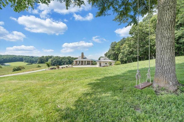 4148 Little Catawba Creek RD, Troutville, VA 24175