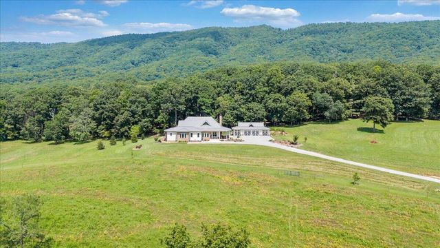 4148 Little Catawba Creek RD, Troutville, VA 24175
