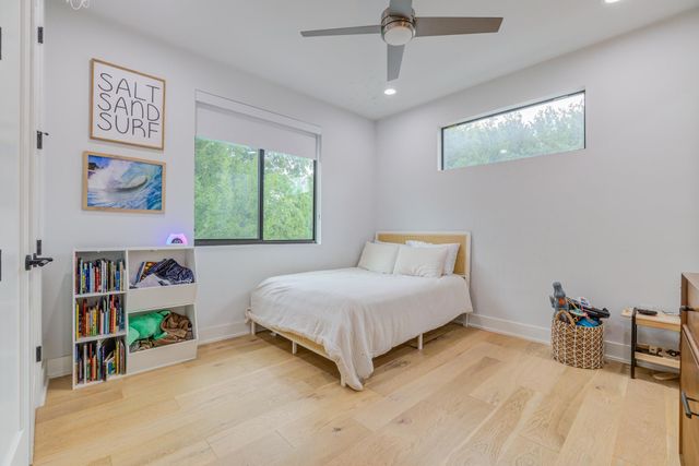 5520 Woodrow Ave 2, Austin, TX 78756