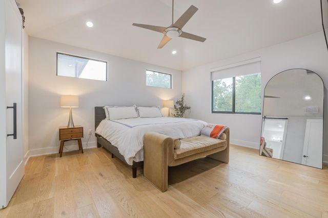 5520 Woodrow Ave 2, Austin, TX 78756