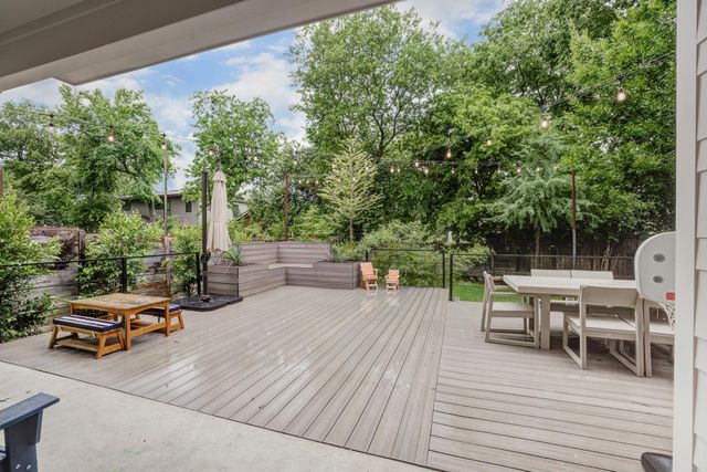 5520 Woodrow Ave 2, Austin, TX 78756