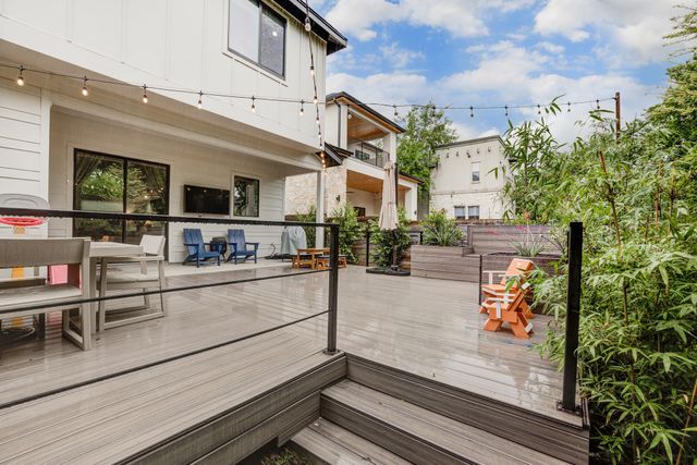 5520 Woodrow Ave 2, Austin, TX 78756
