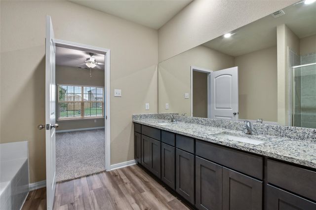 290 Moonstone Way, Princeton, TX 75407