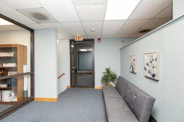 207 Hagman Rd 3H, Winthrop, MA 02152