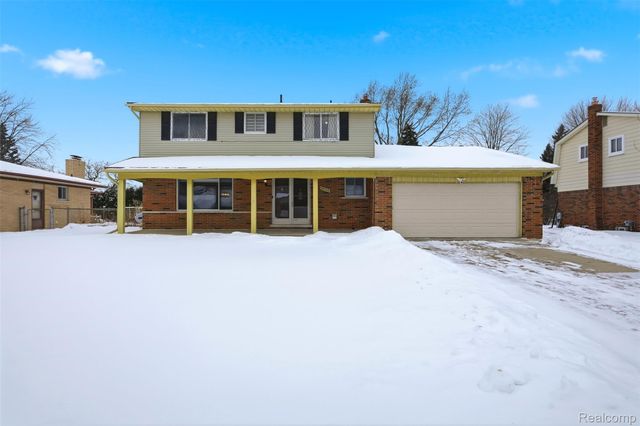 39563 Cadborough Drive, Clinton Charter Township, MI 48038