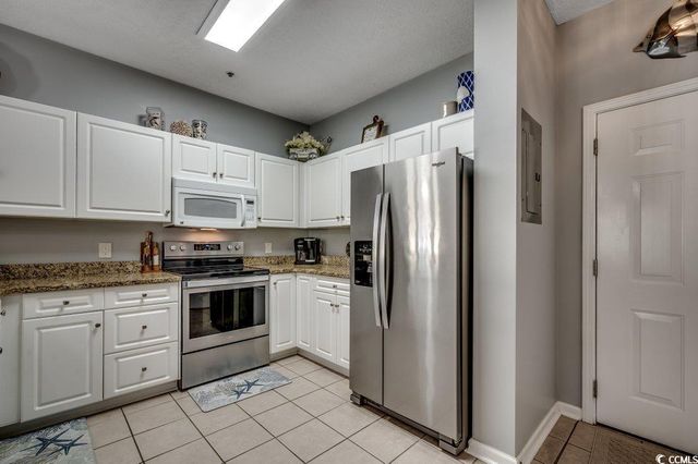 601 Hillside Dr N Apt 2121, North Myrtle Beach, SC 29582