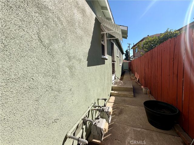 2421 W Via Corona, Montebello, CA 90640