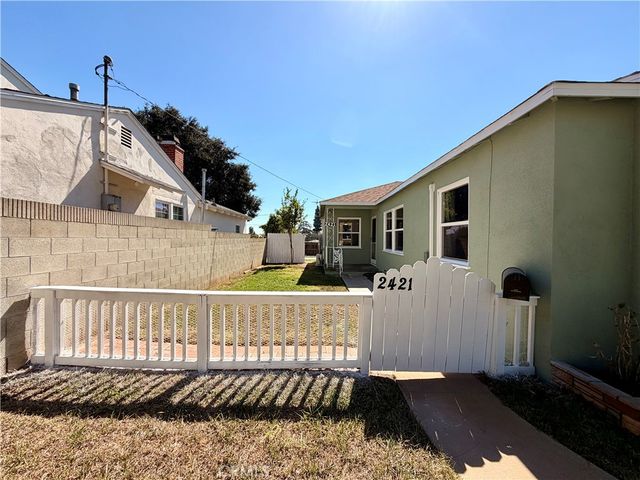 2421 W Via Corona, Montebello, CA 90640