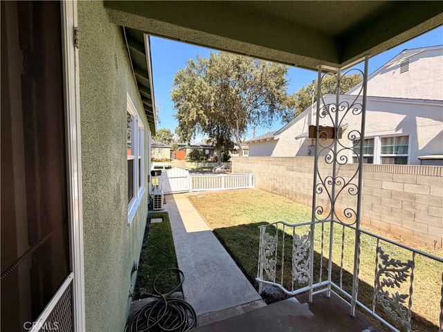 2421 W Via Corona, Montebello, CA 90640