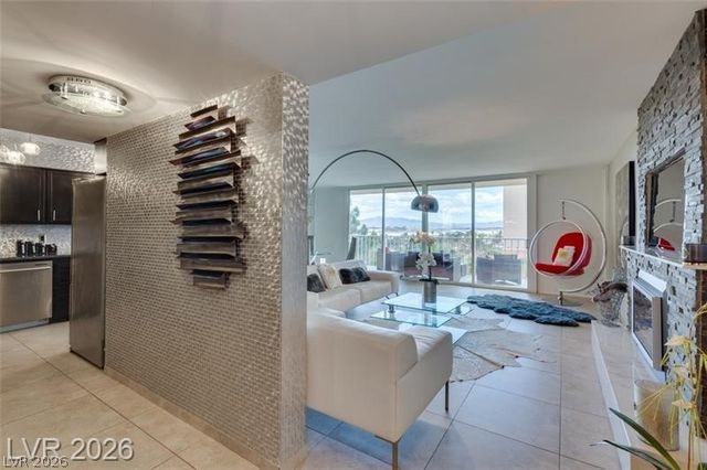 205 East Harmon Avenue 807, Las Vegas, NV 89169