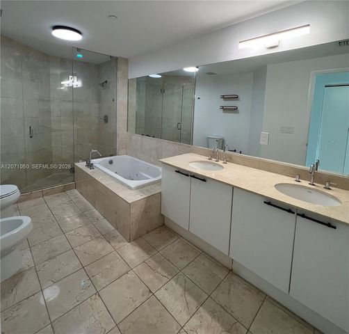 3131 NE 188th Street 1801, Aventura, FL 33180