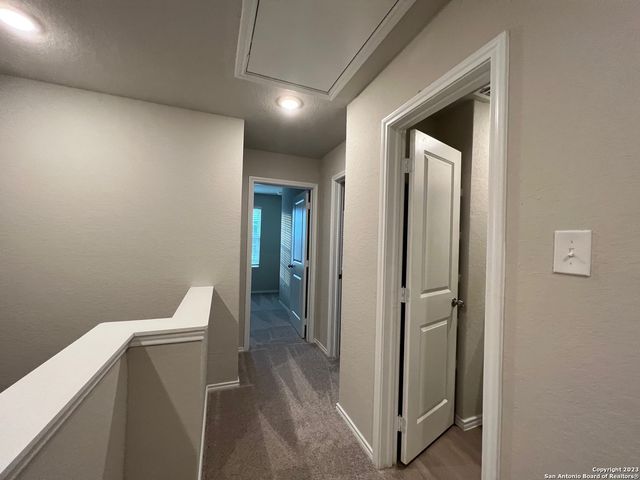 7926 Dial Ike Dr Unit 301, San Antonio, TX 78218