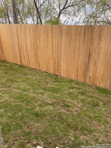 7926 Dial Ike Dr Unit 301, San Antonio, TX 78218