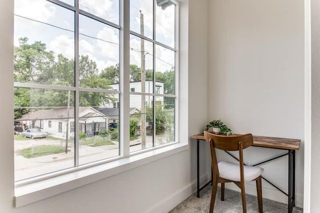 911 Muncie Avenue, Dallas, TX 75212