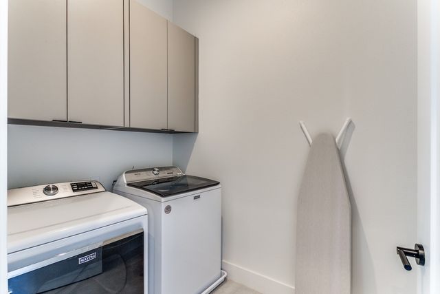 911 Muncie Avenue, Dallas, TX 75212