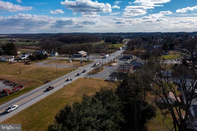 193 COCHRAN ST, Cochranville, PA 19330