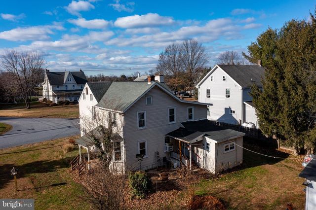 193 COCHRAN ST, Cochranville, PA 19330