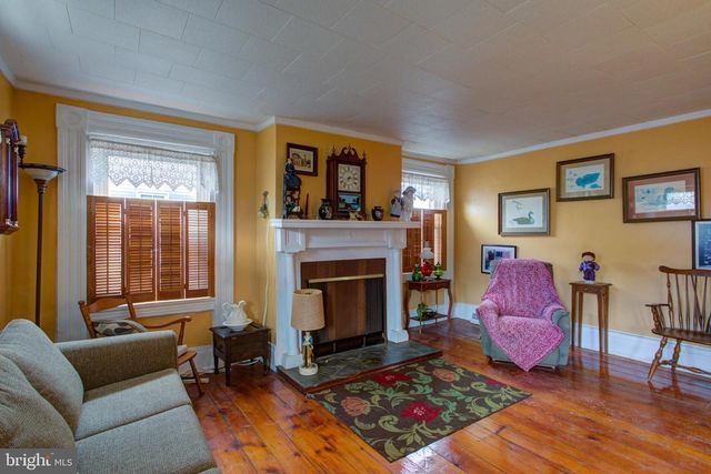 193 COCHRAN ST, Cochranville, PA 19330