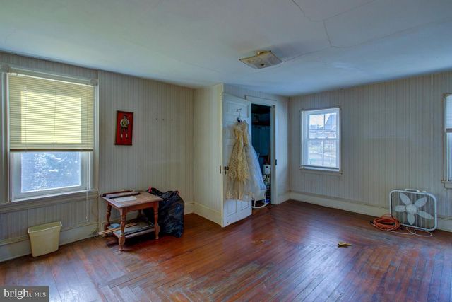 193 COCHRAN ST, Cochranville, PA 19330