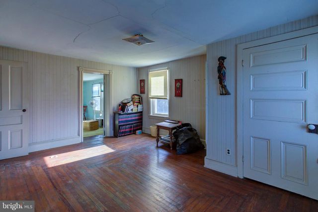 193 COCHRAN ST, Cochranville, PA 19330