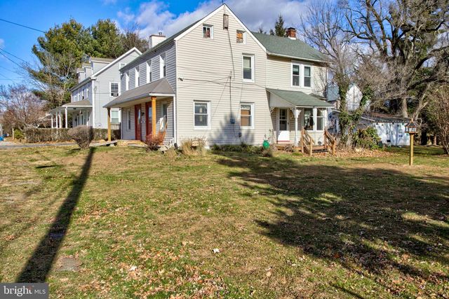 193 COCHRAN ST, Cochranville, PA 19330