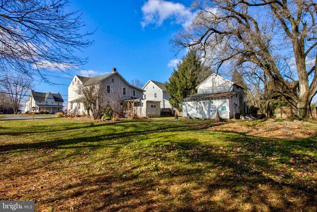 193 COCHRAN ST, Cochranville, PA 19330