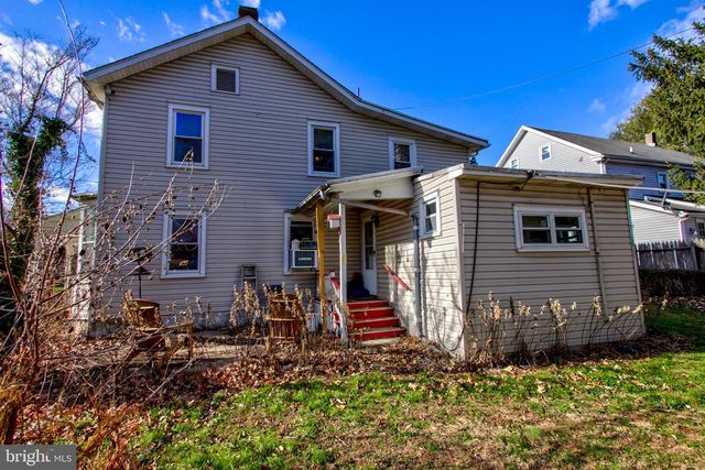 193 COCHRAN ST, Cochranville, PA 19330