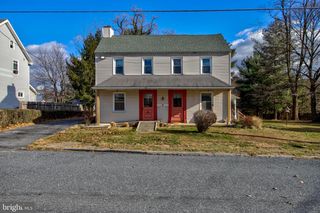 193 COCHRAN ST, Cochranville, PA 19330