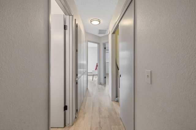 1047 S Pinkham Street, Visalia, CA 93292