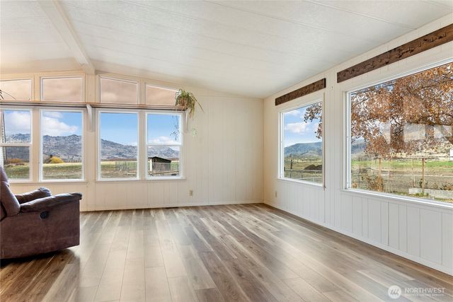 44 Nickles Road, Okanogan, WA 98840