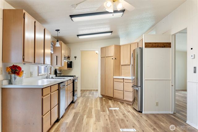 44 Nickles Road, Okanogan, WA 98840