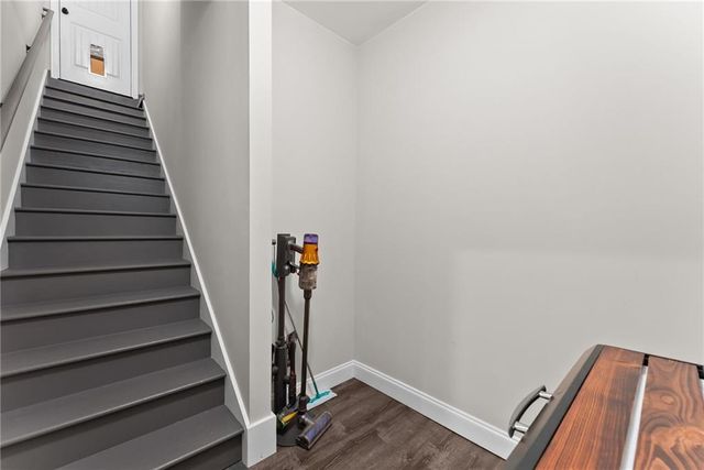 4949 Whisper Creek Court, Gainesville, GA 30504