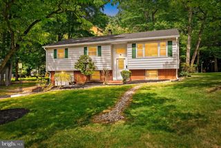 60 BROAD AVE, Ewing, NJ 08638
