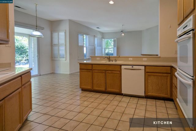 1701 Kent Dr, Brentwood, CA 94513