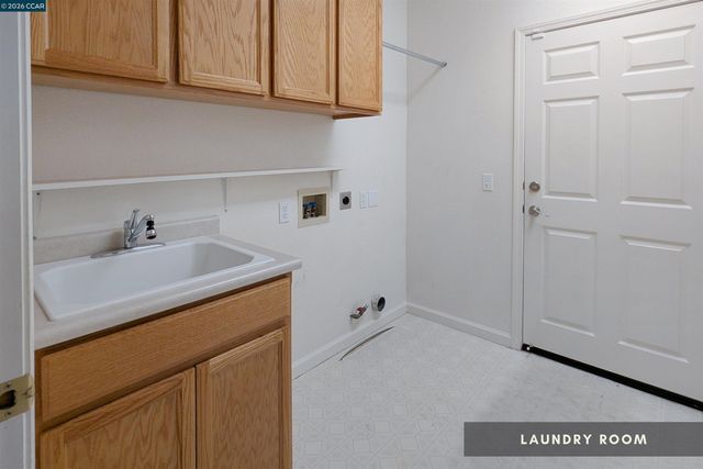 1701 Kent Dr, Brentwood, CA 94513