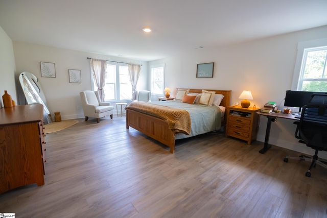 357 Fenwick Drive, Woodruff, SC 29388