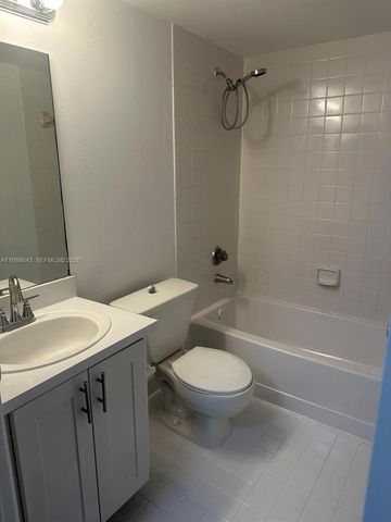 9777 Nob Hill Court 9777, Sunrise, FL 33351