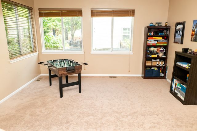 3042 Shetland Lane, Montgomery, IL 60538