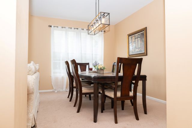 3042 Shetland Lane, Montgomery, IL 60538