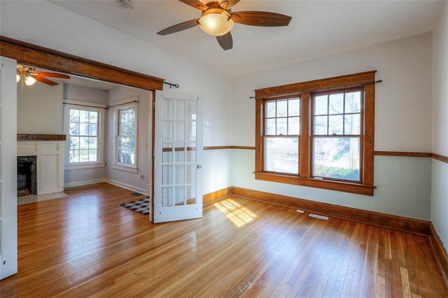 829 W 40 Street, Kansas City, MO 64111