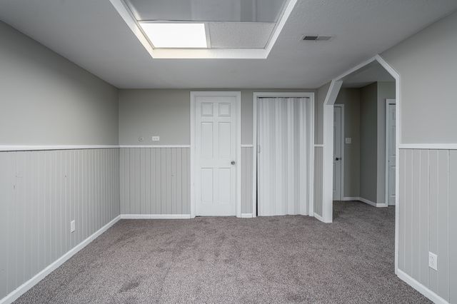 4430 CANTERBURY Lane, Davenport, IA 52806