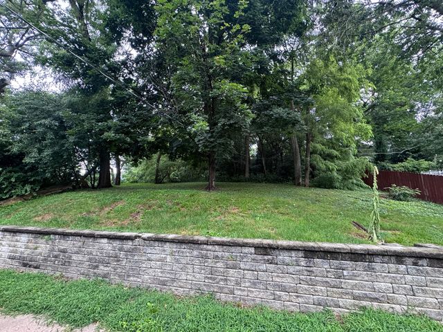 4430 CANTERBURY Lane, Davenport, IA 52806