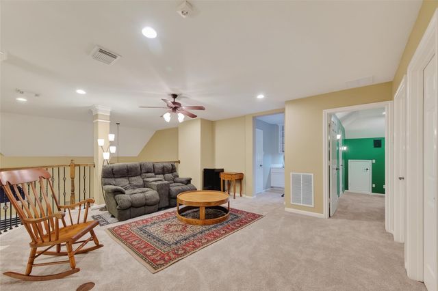 14327 Norhill Pointe Drive, Houston, TX 77044