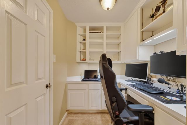 14327 Norhill Pointe Drive, Houston, TX 77044