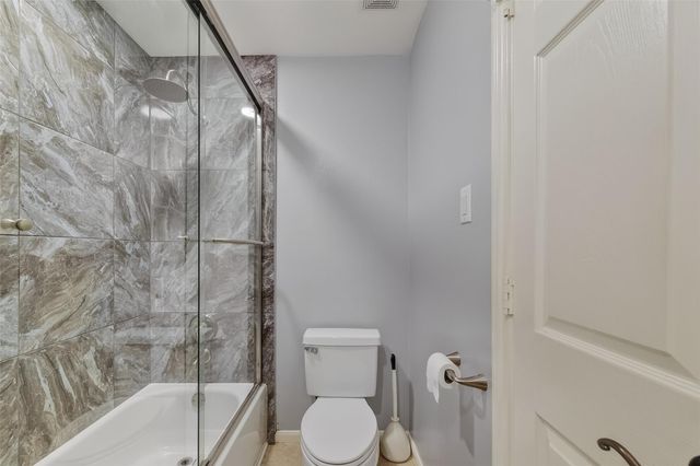 14327 Norhill Pointe Drive, Houston, TX 77044